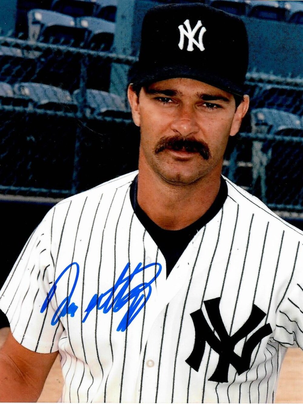 Don Mattingly MLB New York Yankees The Hit Man Signed 8X10 Photo